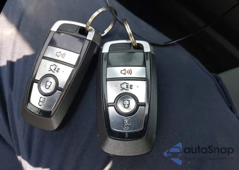 2017 Ford Fusion S z USA, uszkodzony, nr VIN 3FA6P0G77HR269767